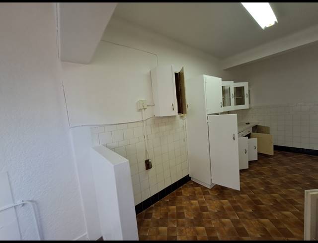 2 bed property to rent in WORCESTER CENTRAL